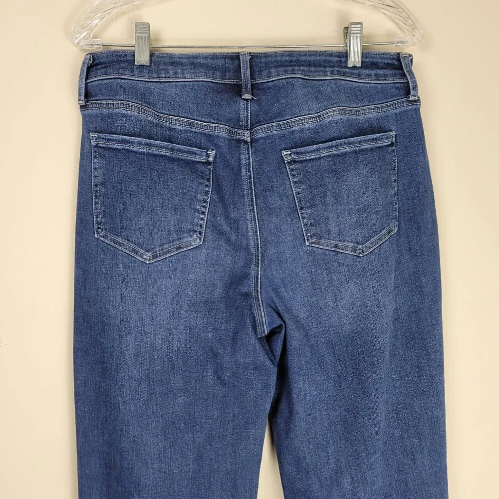 NYDJ Relaxed Straight Ankle Jeans Size 10 Medium Wash Lift Tuck Stretch Denim - Picture 4 of 14
